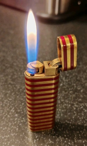 Cartier lighter red and gold - red,