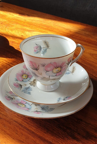 Vintage wawel fine cina cup - vintage,