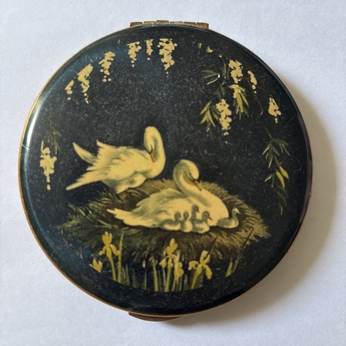 Kigu powder compact mirror - kigu,