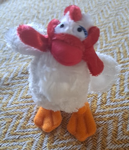 Camilla chicken muppet - camilla,