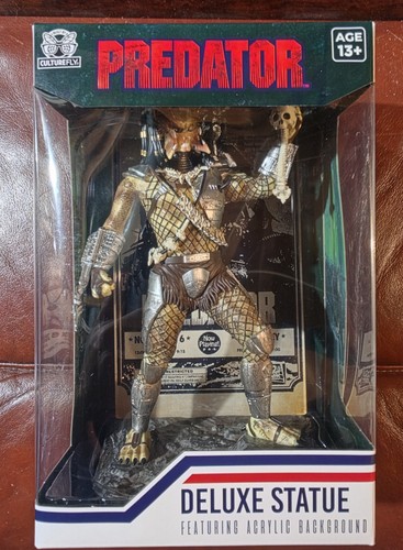Predator 9in deluxe vinyl - -,