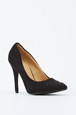 BNIB Womens spike studded