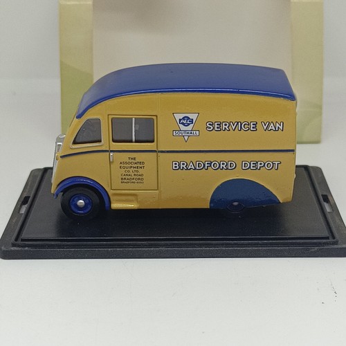 Oxford diecast commer q25 - diecast, aec