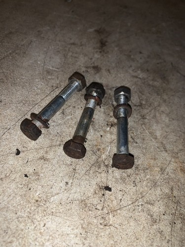 Engine fixing bolts from - fixing,