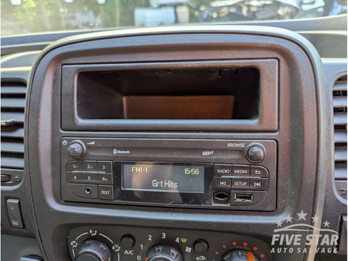 Vauxhall vivaro radio media - vivaro,