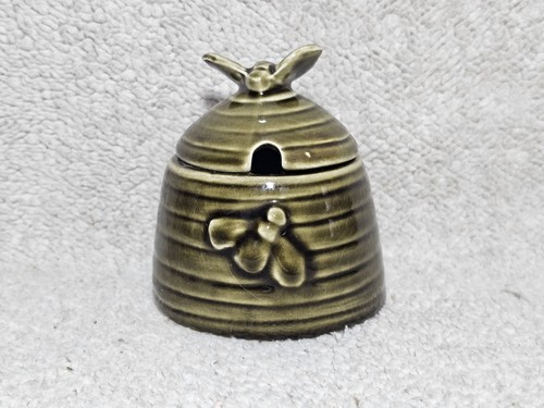Honey pot hive design - pot,