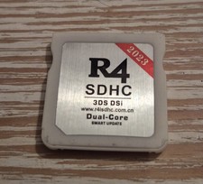 R4 SDHC Dual-Core + SD Card -