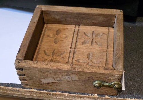 Primitive 1800s new - new, england