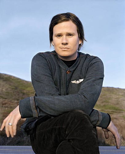 Tom delonge blender june - tom,