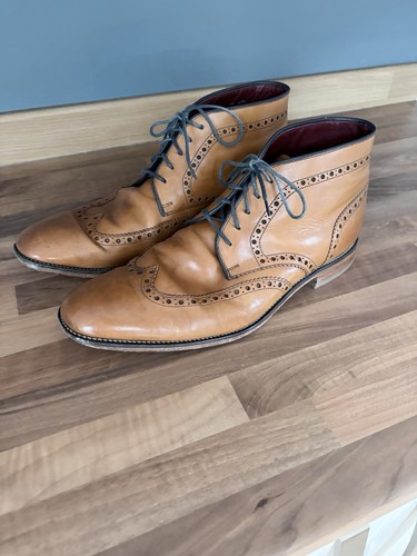 Tan coloured loake leather - coloured,