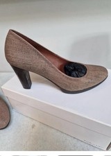 Boxed Unworn Hispanitas