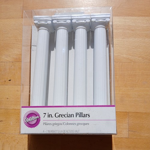Wilton 7in grecian - , cake