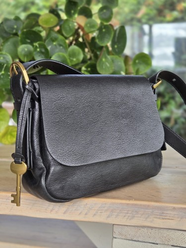 Fossil black leather - black,
