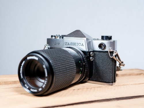 Yashica slr 80 200mm - j-7,