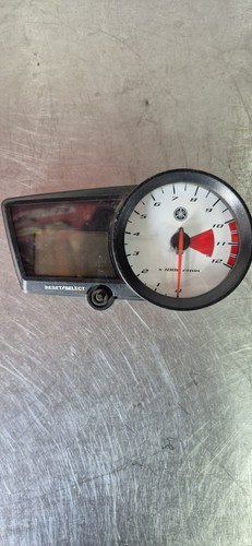 Yamaha yzf r125 speedo clocks - yamaha,