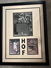 FRAMED WILLIE MAYS SIGNED 8x10