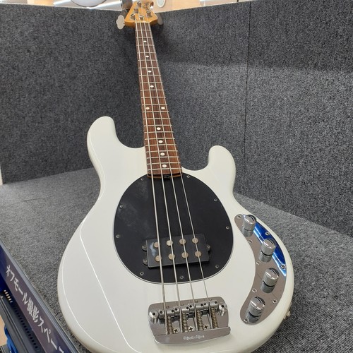 Ernie ball music - music, stingray