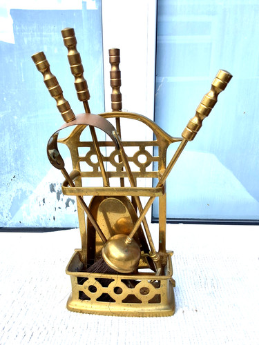 Vintage brass companion set - companion,