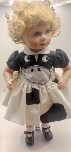 1993 cute porcelain doll - cute,