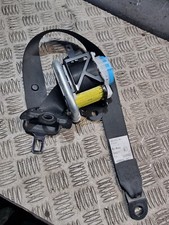 TOYOTA YARIS SEAT BELT