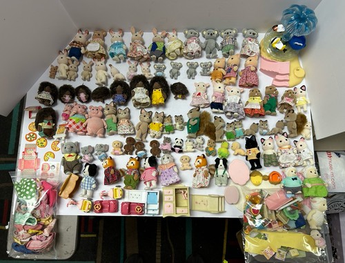 Huge sylvanian families calico - huge,