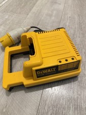 DeWalt DE9000 28V/36V Battery Charger In Used Working Order 110V Site Charger