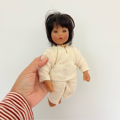 2002 lee middleton doll - 2002, reva