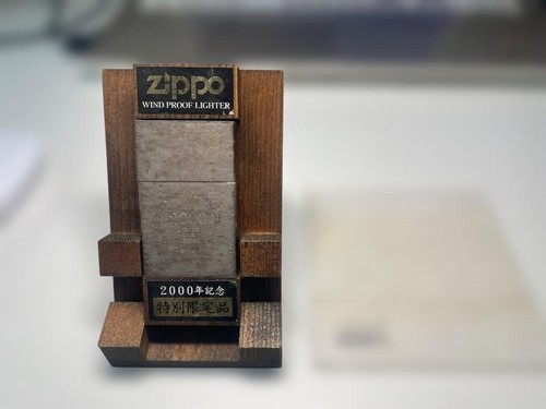Vintage zippo 2000th - zippo,