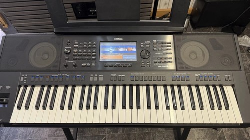 Yamaha psr sx900 digital - yamaha,