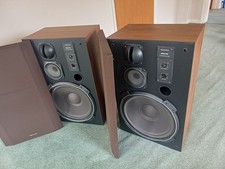 Vintage Realistic Mach 2 3