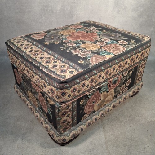Vintage storage pouffe - vintage,