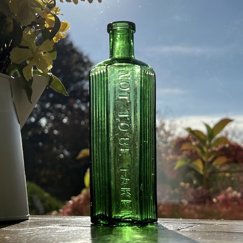 Hexagonal green vintage - oz,