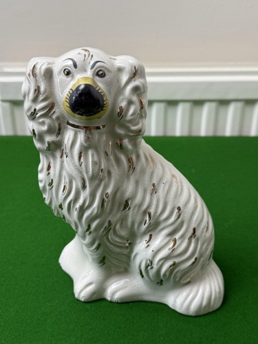Staffordshire pottery spaniel - staffordshire,