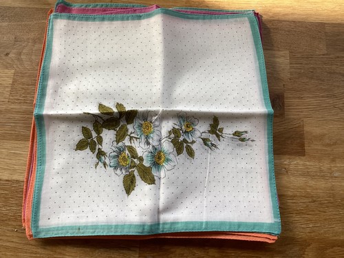 Vintage ladies hankies - vintage,