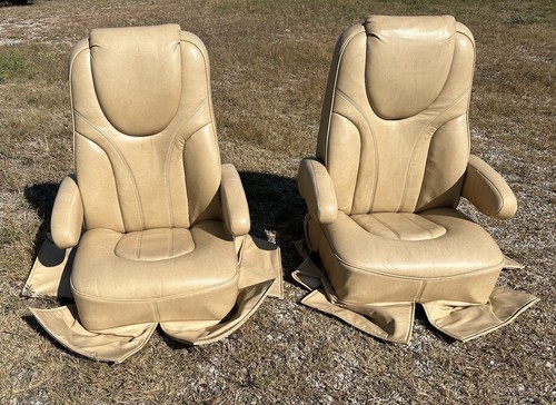 Williamsburg captain chairs - williamsburg, rv