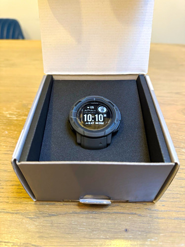 Garmin instinct rugged gps - garmin,