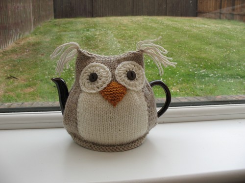 Hand knit owl tea cosy - knit,