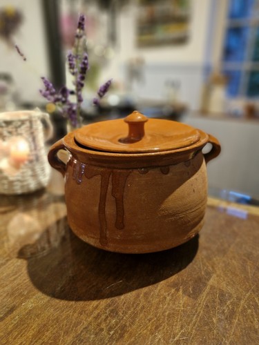 Lovely farmhouse vintage - lovely,