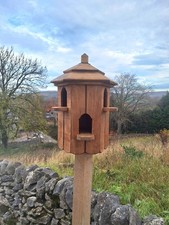  DOVECOTE BIRDHOUSE Nesting