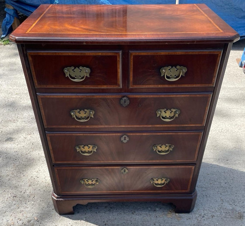 Reproduction cabinet - reproduction,