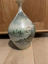 Fine Chinese Republic Hand-Painted Porcelain Vase