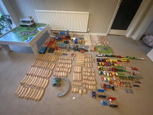 Wooden train set bundle - train,