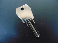 Original Kamei replacement key key 25533 for roof boxes roof box carrier
