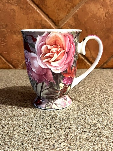 Maxwell williams footed - williams, tea