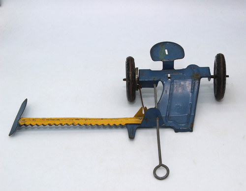 Vintage toy tin - tin, hay