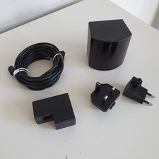 1 x Valve Index base station