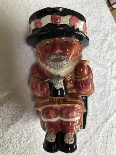 Vintage toby jug - toby, beefeater