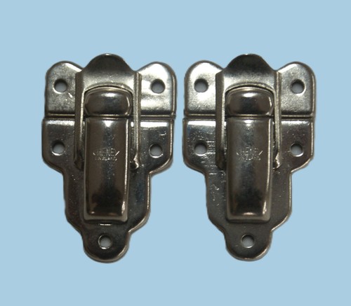 Case clip toggle - clip, catch