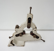 Jones And Shipman Cylindrical Grinder 3 Point Steady Models 1300/1305.