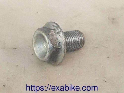 Front wheel axle screws - front,